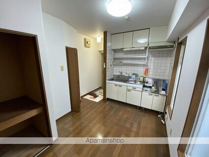 コートパレス[2K/35.1m2]の内装5