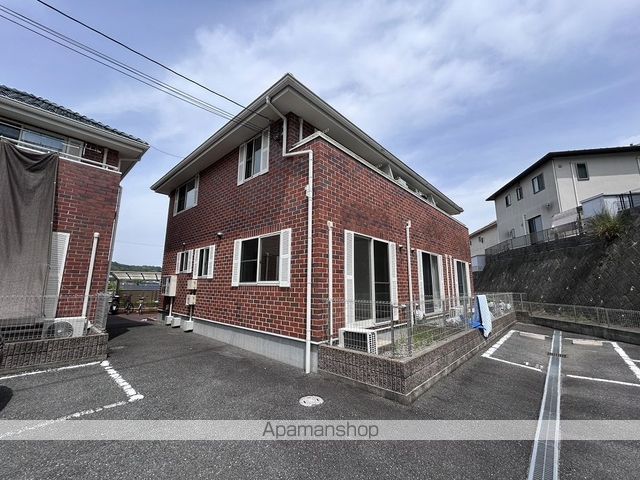 シャレーミヤモトFの外観写真