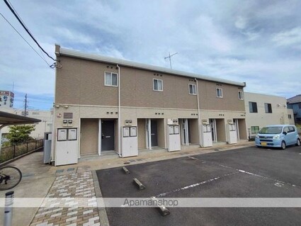 レオパレスクレセント[1K/23.61m2]の外観2