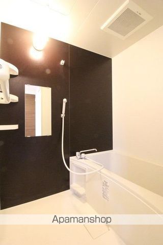 レブリアント板付の内装写真
