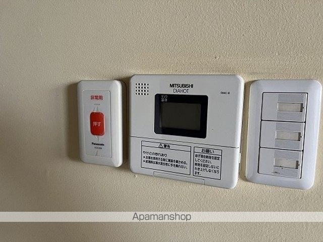 奥野ビルの内装写真