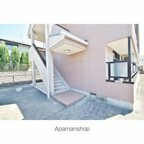クオーレメイトウの玄関写真