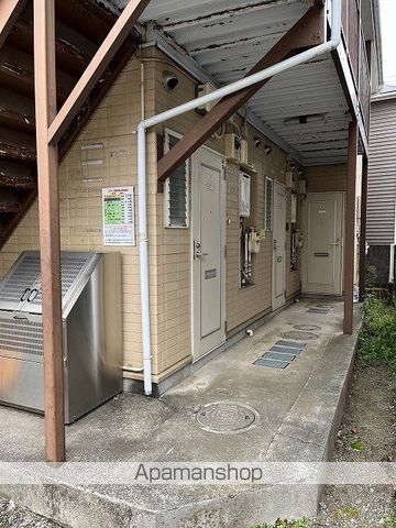 アドニス元町の外観写真