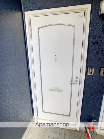 サンライズ大岩Bの玄関写真