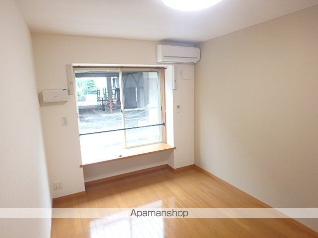 モンシャトー宮原P棟の内装写真