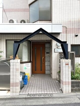 アムロゼッタ西荻窪[1R/14.04m2]のエントランス2
