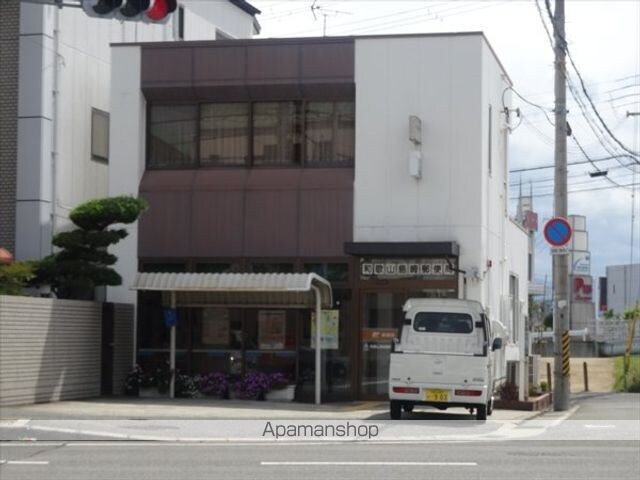 和歌山県和歌山市吹上４丁目[3LDK/75.3m2]の周辺3
