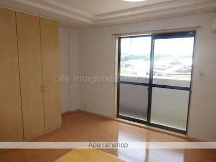 Ｇｒａｎｄｅｕｒ　Ｃｈａｔｅａｕ　[1LDK/33m2]のリビング・居間