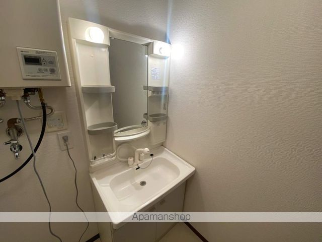 ロッチング清田の内装写真