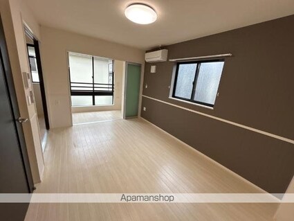 グラン　フェリシア（Ｇｒａｎｄ　Ｆｅｌｉｃｉａ）[2LDK/53.8m2]のリビング・居間