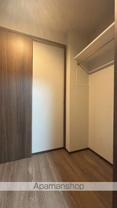 東京都八王子市寺町[2LDK/67.45m2]の収納