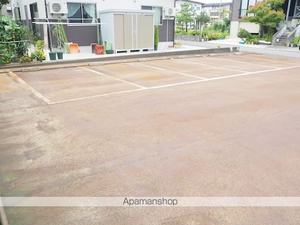 オリンピックＭＮ[1K/28.5m2]の駐車場