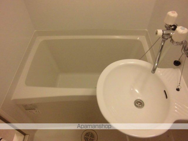レオパレスランド諸岡の内装写真