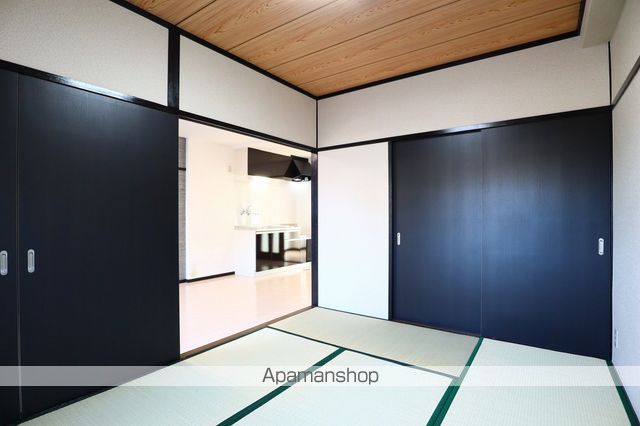 マンション高見の内装写真