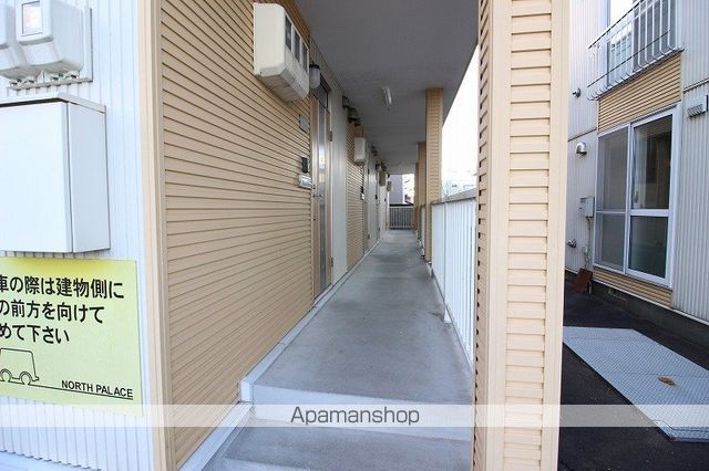 ノースパレスIの玄関写真