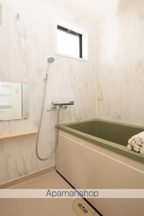 アルカディア屋島Ａ・Ｂ[1LDK/46.08m2]のバス