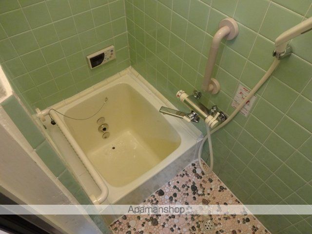 枚方市松丘2丁目貸家の内装写真