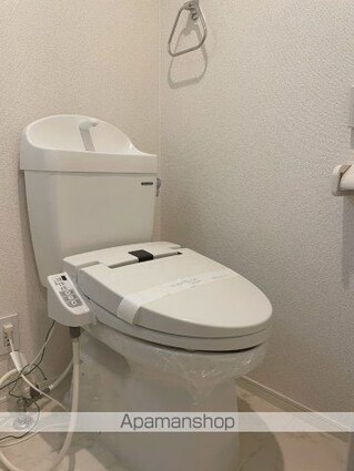 ベイフラット南太田[1R/16.01m2]のトイレ