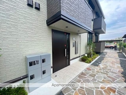滋賀県大津市坂本７丁目[1LDK/40.1m2]のエントランス