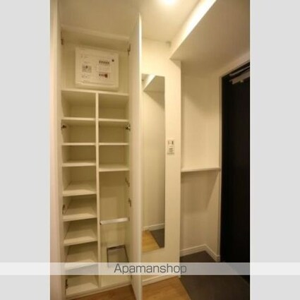 プラウドフラット浅草[1R/25.11m2]の玄関