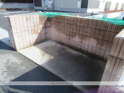 山梨県甲府市西田町[1LDK/43.4m2]の外観5