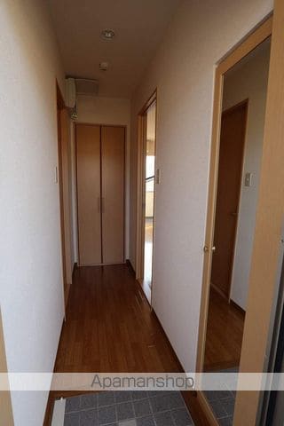ラフォーレ1号館の内装写真