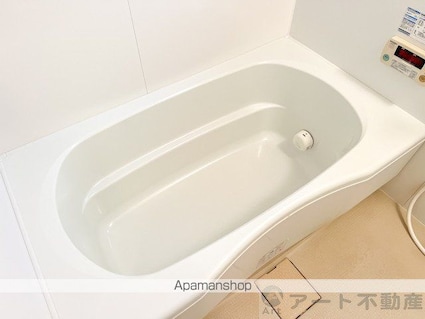 ハーミテージ　Ｂ棟[2LDK/61.6m2]のバス