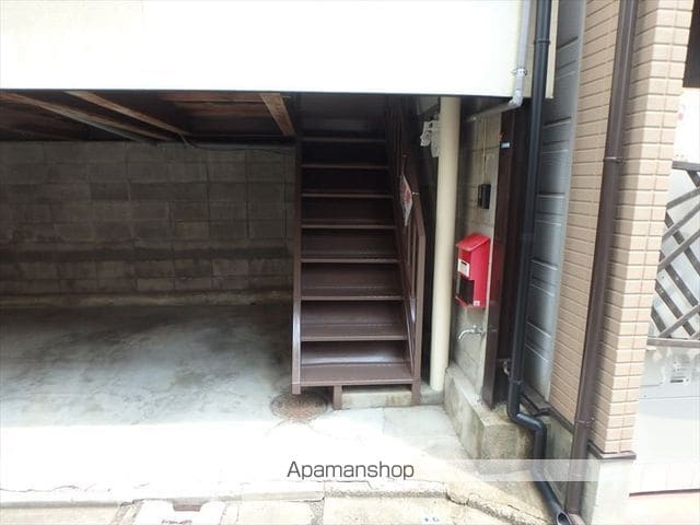 溝前町貸家966ー27の玄関写真