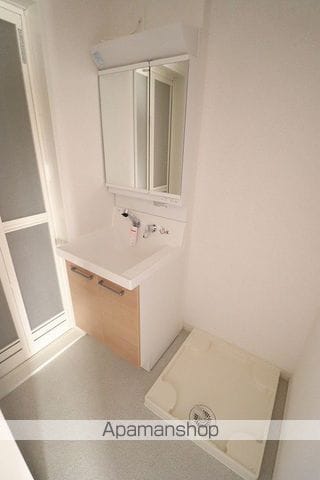 グランクリュ佐古 WESTの内装写真