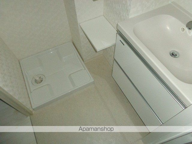 W.O.B.KYOBASHIの内装写真