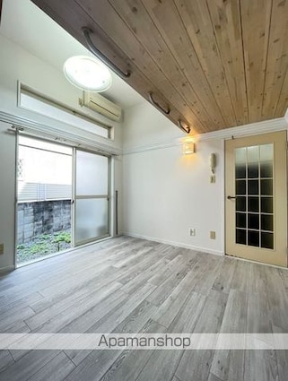 和歌山県和歌山市三沢町１丁目[1K/18m2]の内装1