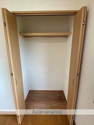 レジデンス月山　Ｂ棟[2LDK/60.42m2]の収納