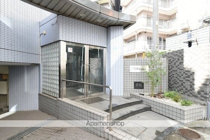 東京都目黒区中目黒１丁目[1K/25.56m2]のエントランス2