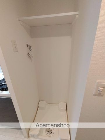 ESTEMU COURT 新大阪XVフロウの内装写真