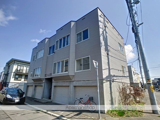 グローリ伏古の外観写真