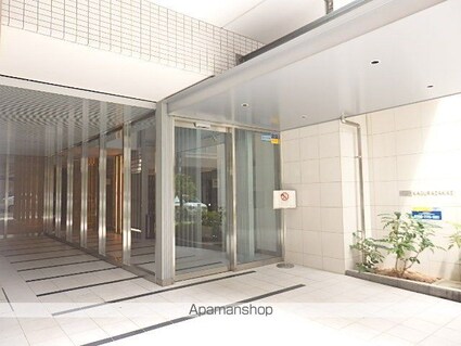東京都新宿区山吹町[1K/20.72m2]のエントランス