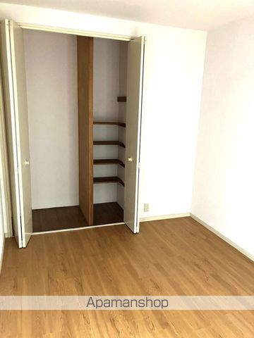 エーワイハイツ寺塚の内装写真