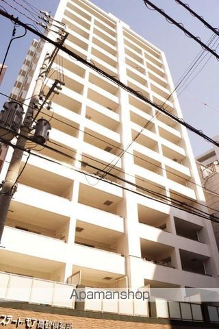 エステート・モア 高砂倶楽部の玄関写真