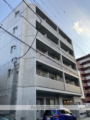 16TH ワンシックスの外観写真