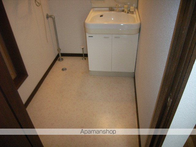 ホワイトコートカヤ13の内装写真