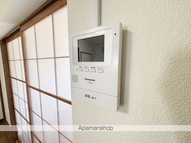 アルバIIの内装写真