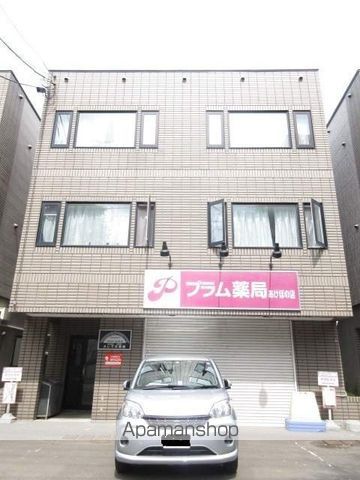 カレラ弐番館の外観写真