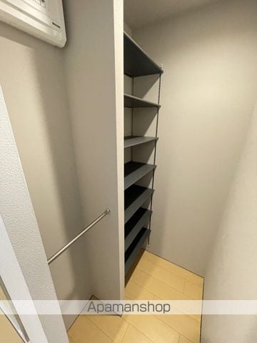 QUADOR NOIE 池下の内装写真