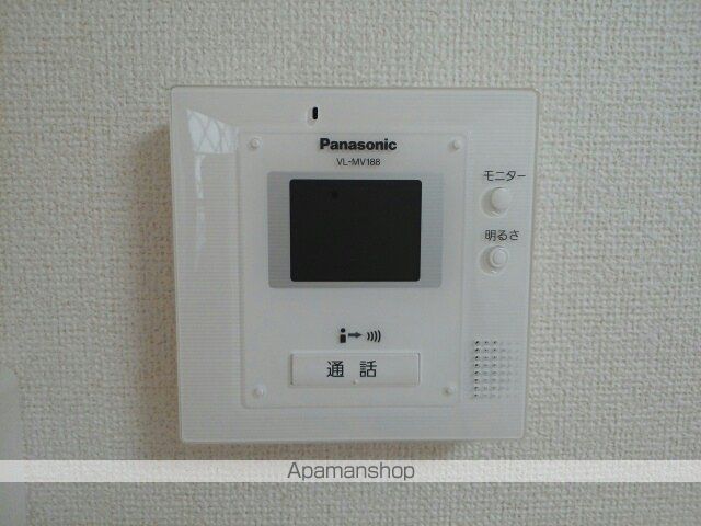 オーブ エストの内装写真