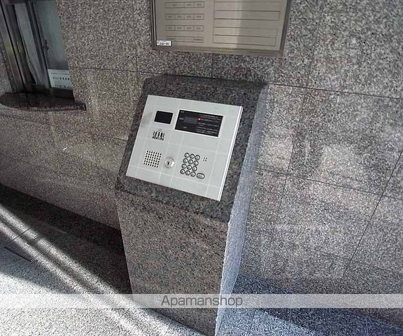リーガル京都四条河原町通りの玄関写真