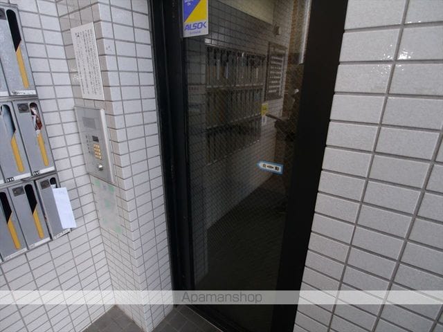 クリオ淵野辺参番館の玄関写真