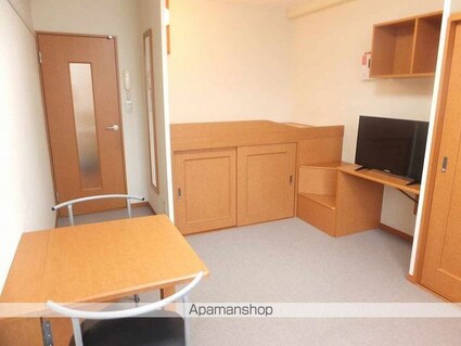 レオパレスポム[1K/23.18m2]のリビング・居間1