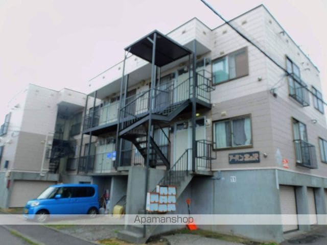 アーバン宮の沢の外観写真