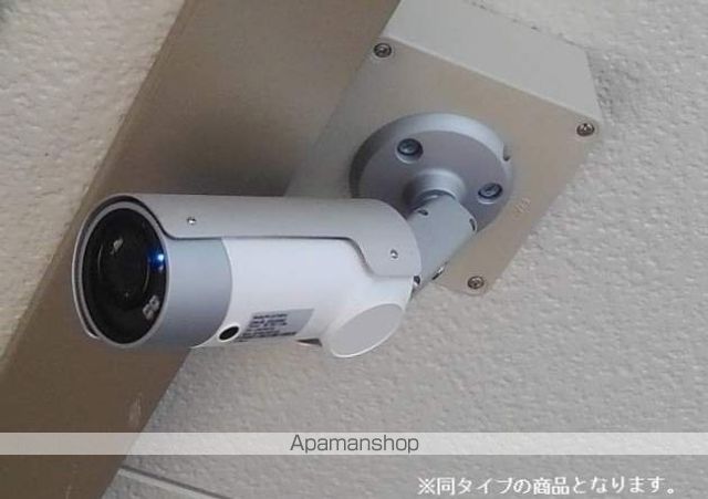 サンセール寝屋川の玄関写真