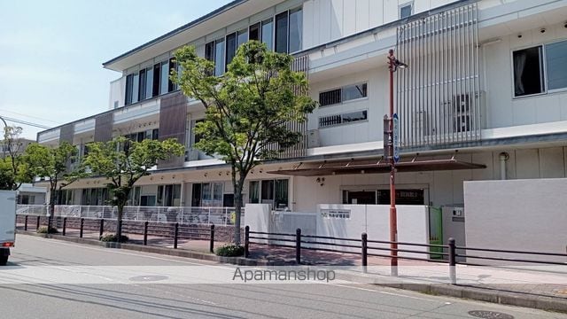 アソシエート前田の周辺写真